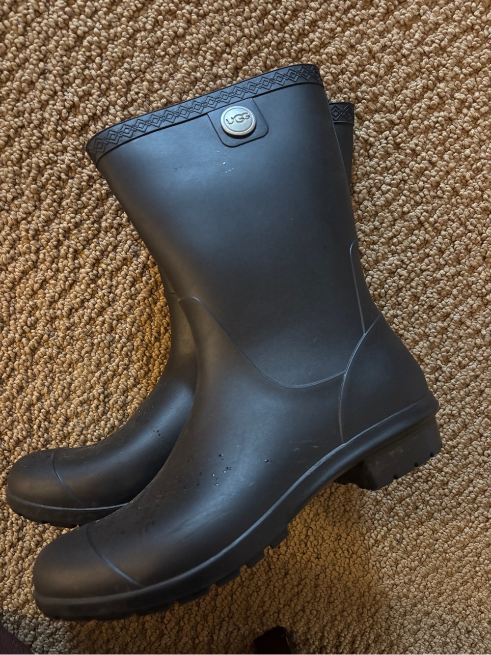 UGG Men's Black Short Waterproof Rain Boots